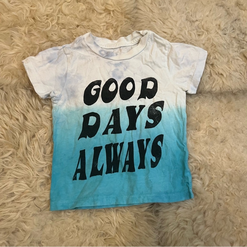 Tiny Whales Tee